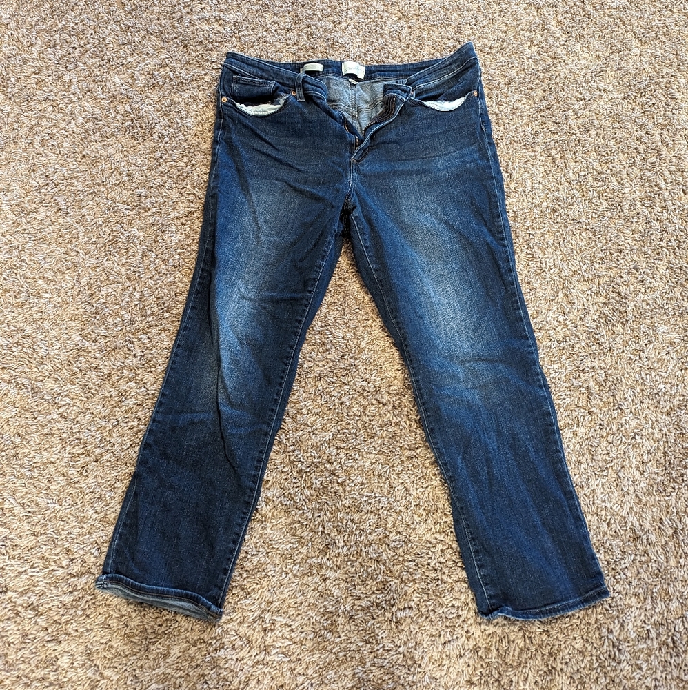 Women's UT High Rise slim straight jeans